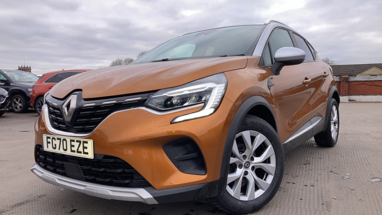 Renault Captur 1.3 TCE 130 Iconic 5dr Petrol Hatchback